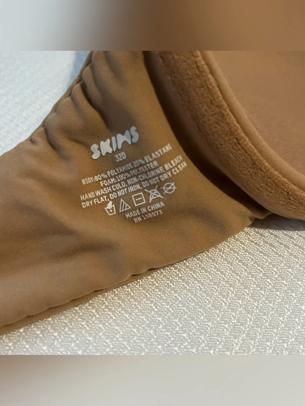 SKIMS Smooth Contour Bra in Tan - Picture 4 of 4